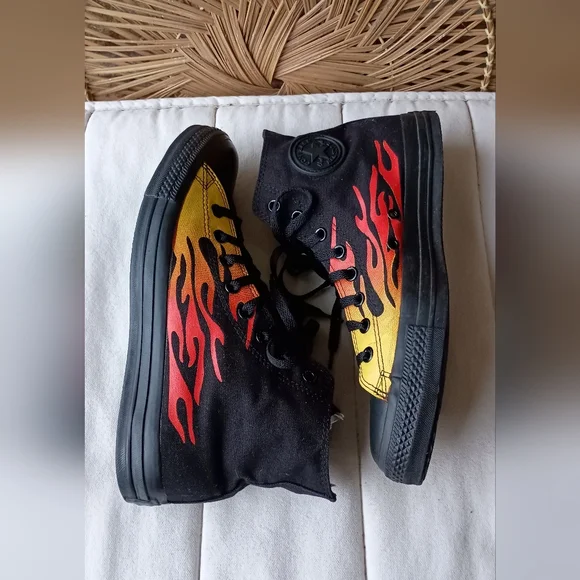 Converse Black High-Top Sneakers with Red and Yellow Flames_10 - Picture 7 of 14